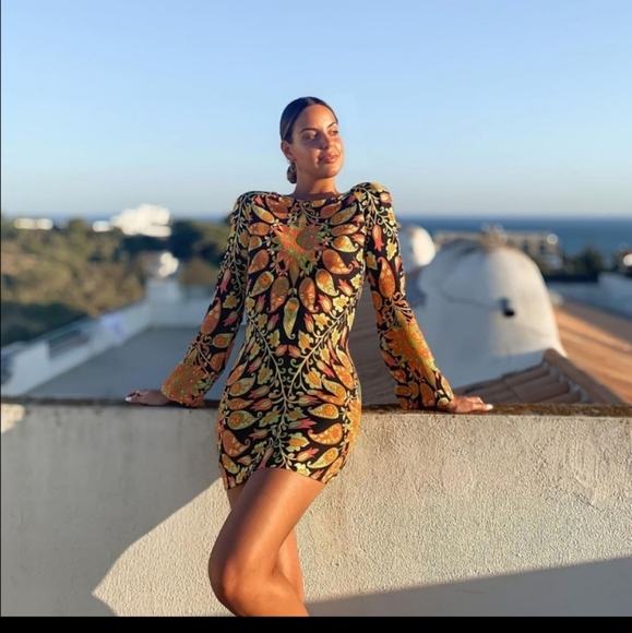 Zara printed Mini dress - Picture 1 of 9